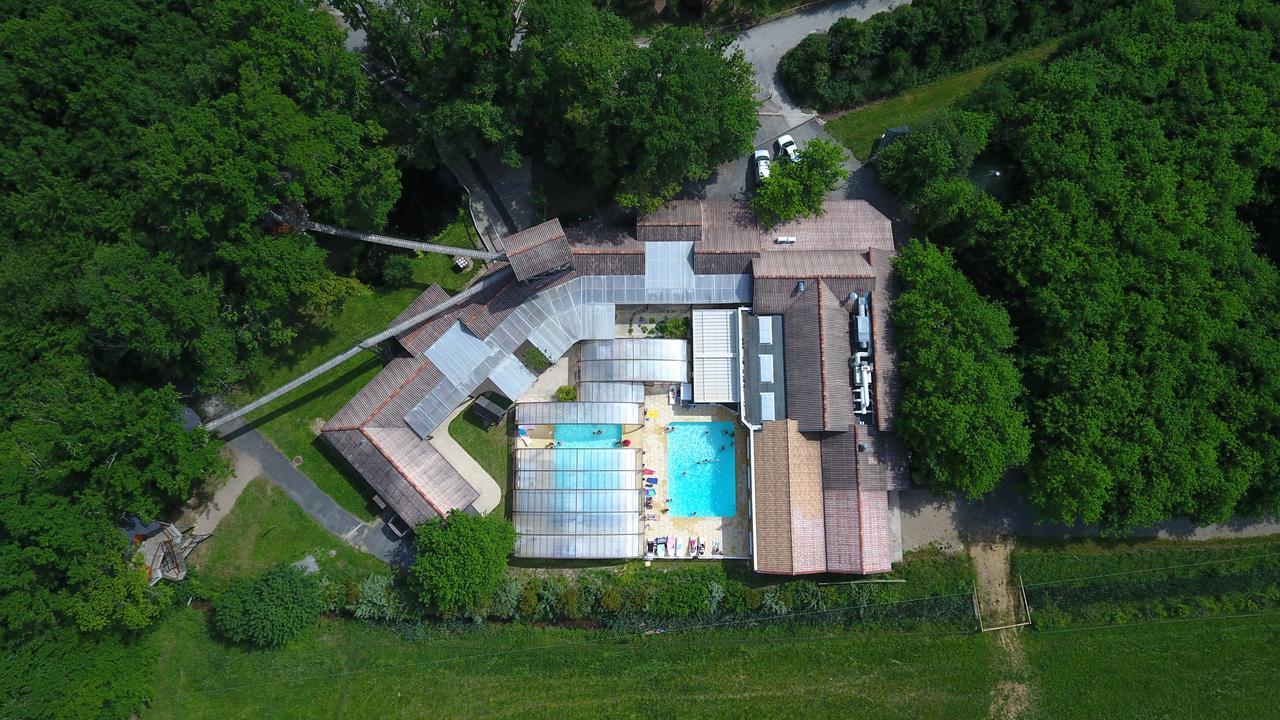 Village Vacances - Defiplanet' Dienné Dış mekan fotoğraf